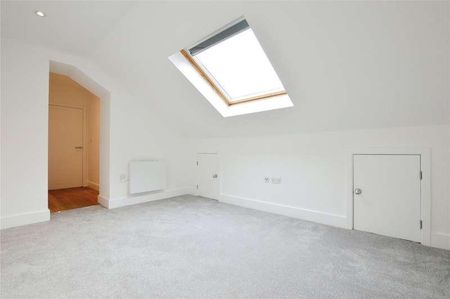 Upper Charles Street, Camberley, Surrey, GU15 - Photo 4