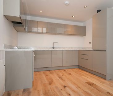 Flat to rent on - Photo 4