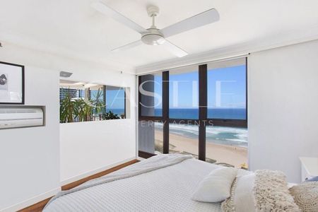 Space, Views and Luxury Beachfront Living! - Photo 4