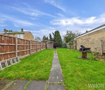 4 bedroom End Terraced House - Travellers Lane, Hatfield - Photo 5