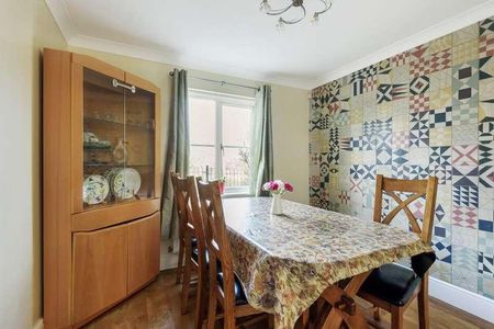 Beggarwood, Basingstoke, RG22 - Photo 2