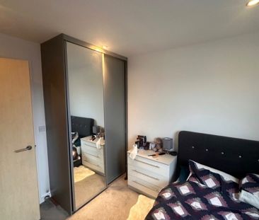 Room in a Shared Flat, Devell House, M14 - Photo 6