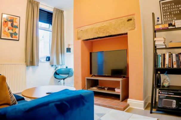 3 Bedroom House - Photo 1