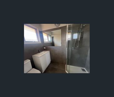 ***This unit is perfect for the person who is on the go.*** In Rese... - Photo 1