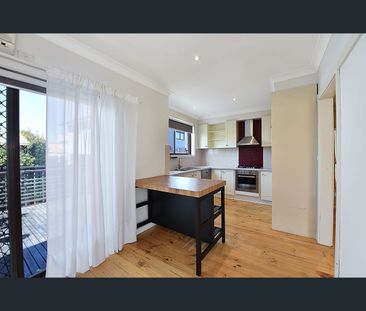 4/222 Pascoe Vale Rd, Essendon, Vic 3040 - Photo 4