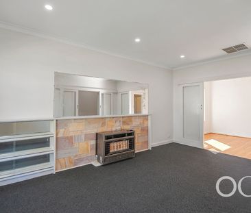 Open the Door To Coastal Convenience - Photo 2