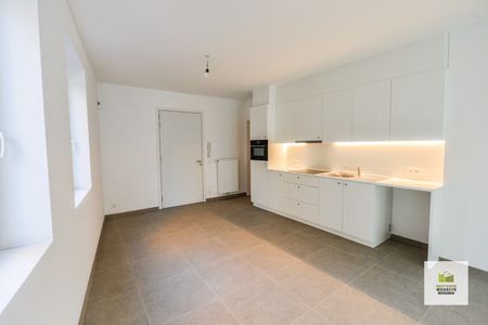 Gelijkvloers appartement met 1 slaapkamer op centrumligging - Photo 2