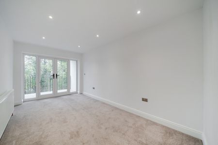 1 Bed Flat, West Hill, CR2 - Photo 4