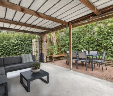 21 Portview Road, - Photo 6
