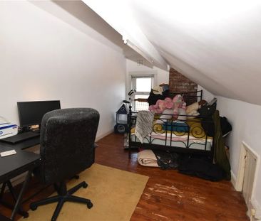 2 Bed Terraced House, Eyres Street, LS12 - Photo 1