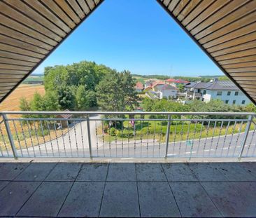 Große 3 Zimmerwohnung mit Terrasse! - Photo 2