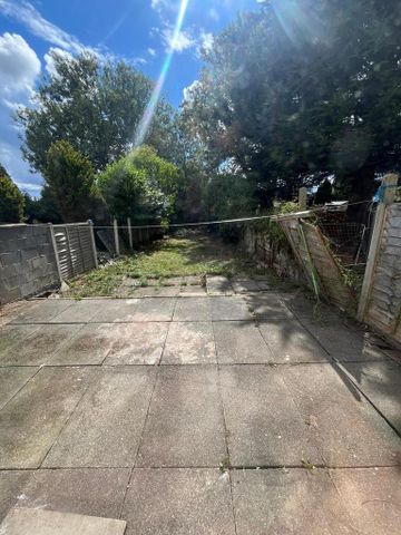 3 bedroom terraced house to rent - Photo 3