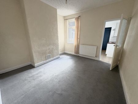 2 bedroom terraced house to rent - Photo 5