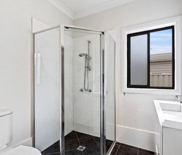 Comfortable Family Home in Convenient Location - Photo 6