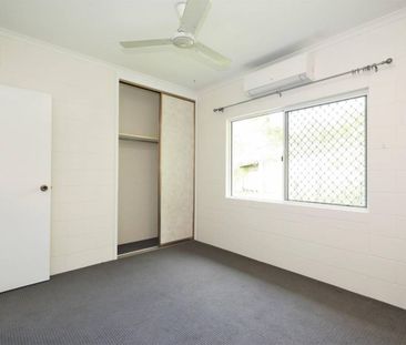 3 Bedroom Fully Airconditioned - Large Garden Shed - Side Access - Photo 3