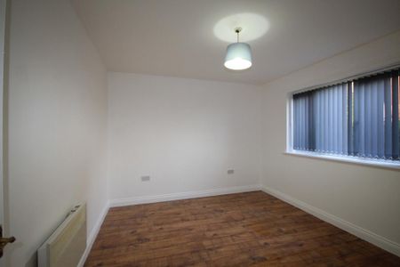 1 bedroom ground floor flat to rent - Photo 4