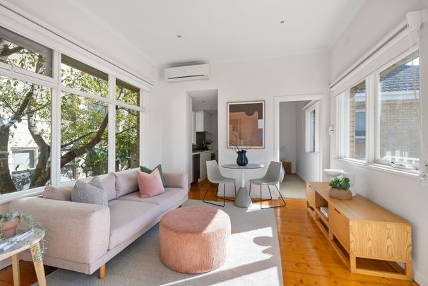 3/28 Mathoura Road TOORAK - Photo 1