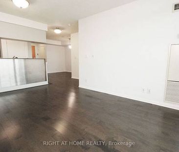 Park Lawn/Manitoba Beautifully Upgraded 1Bdrm +Den Modern Kitchen - Photo 2