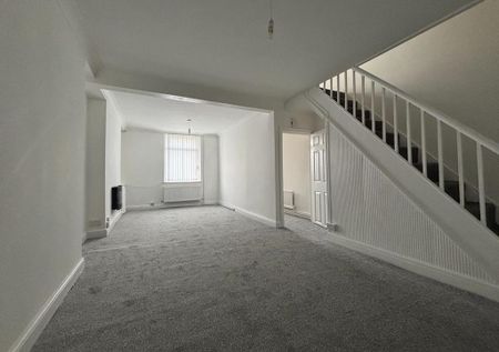 2 bedroom terraced house to rent - Photo 3