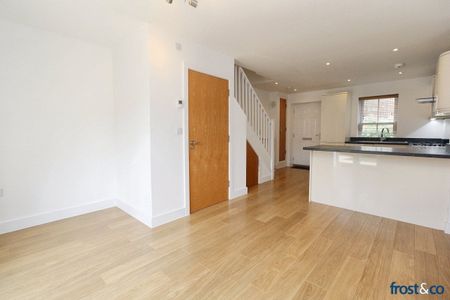 Chalice Close, Ashley Cross - Photo 3