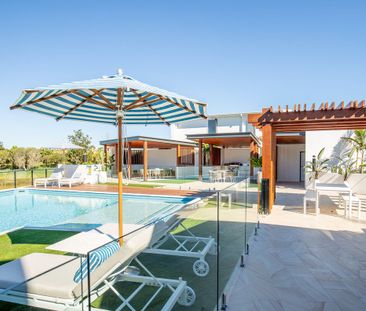 3 Bedroom + Media room Terrace Homes surrounded by parkland. - Photo 5