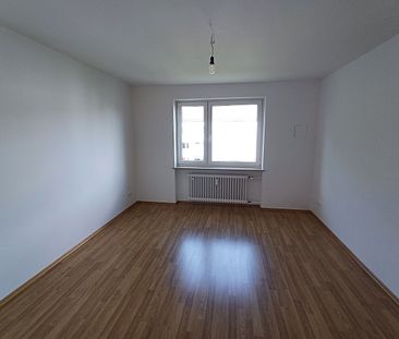 Helle 3-Zimmer Wohnung mit Balkon in Hasenbergl - Foto 6
