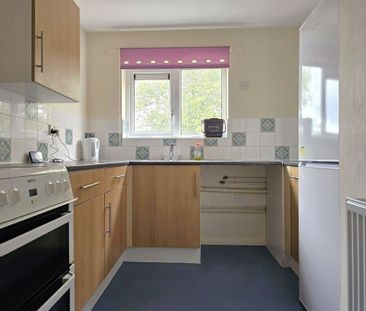 Franklin Close, Taunton, Somerset, TA2 - Photo 5