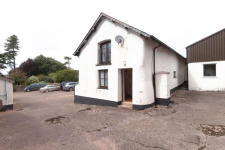 3 bedroom semi-detached house to rent - Photo 3