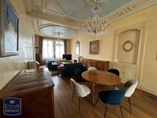 Maison à louer 6 pièces 287.33m² - Photo 1