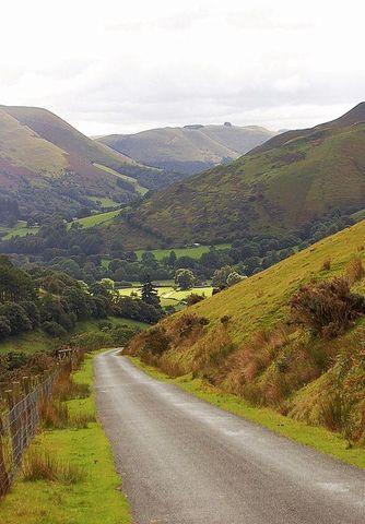 3 bedroom detached house to rent - Photo 2