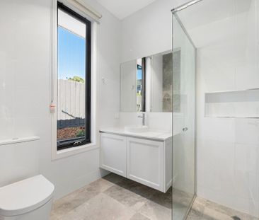 2 Milne Street, MITCHAM - Photo 1