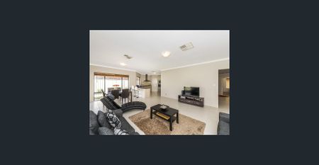 LARGE FAMILY RENTAL IN THE MURRAY RIVER COUNTRY ESTATE - Photo 4
