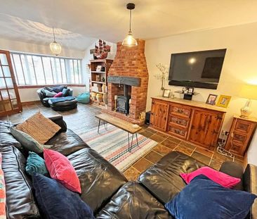 3 bedroom detached house to rent - Photo 3