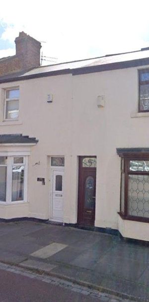 2 bedroom terraced house to rent - Photo 1
