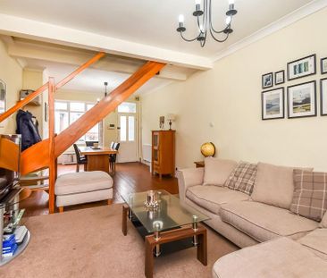 2 bedroom property to rent - Photo 4