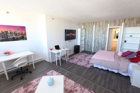 Master Room & Semi Ensuite Bath - Guy & Concordia - Photo 5