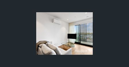 EXQUISITE 1 BEDROOM APARTMENT WITH LARGE BALCONY, NATURAL LIGHT, OFF STREET PARKING - Photo 5