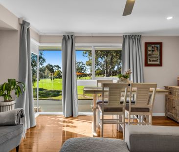 Immaculate family home opposite Parkland - Photo 5