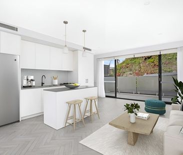Ultra-Chic Split-Level Apartment with Contemporary Finishes - Photo 1