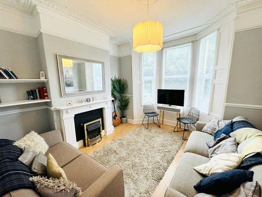 5 bedroom terraced house to rent - Photo 1