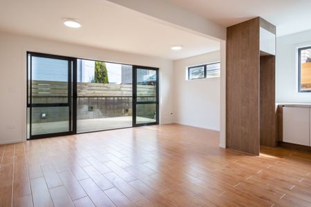 16/206 Old Farm Road - Photo 2