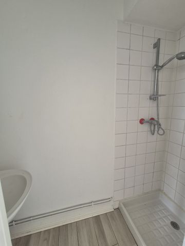 Location Appartement 2 pièces 26m² LILLE 59800 - Photo 4