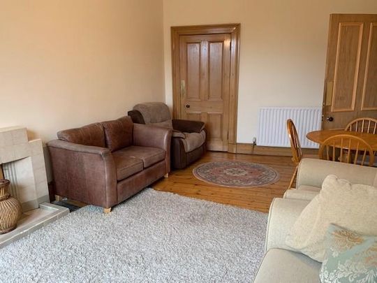 3 bedroom flat to rent - Photo 1