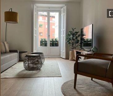 1 room luxury Flat for rent in Madrid, Spain - Photo 4