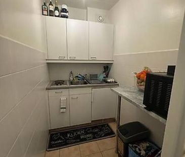 Studio aux Eaux-Vives. - Foto 2