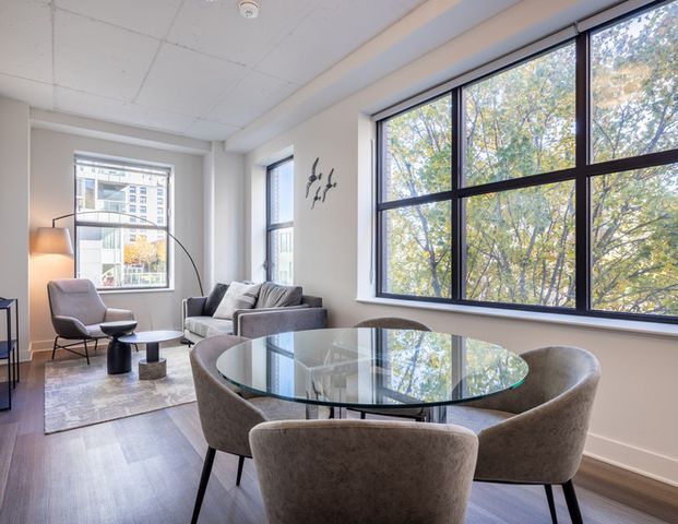 The Met Furnished Suites | 180A Metcalfe Street, Ottawa - Photo 1