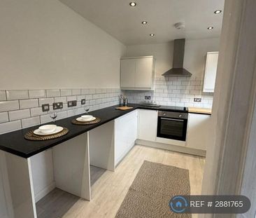3 bedroom terraced house to rent - Photo 6