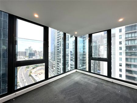 2113/151 City Road - Photo 3