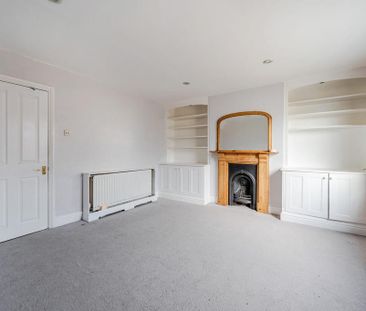 2 bedroom maisonette to rent - Photo 2