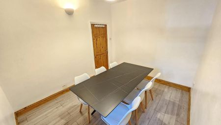 4 bedroom house to rent - Photo 2